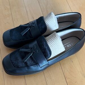 ECCO Black Leather Loafers with Tassel